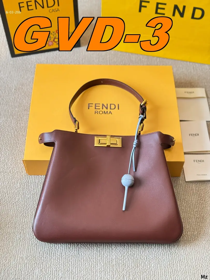 kng7176  FENDI  66$ gallery