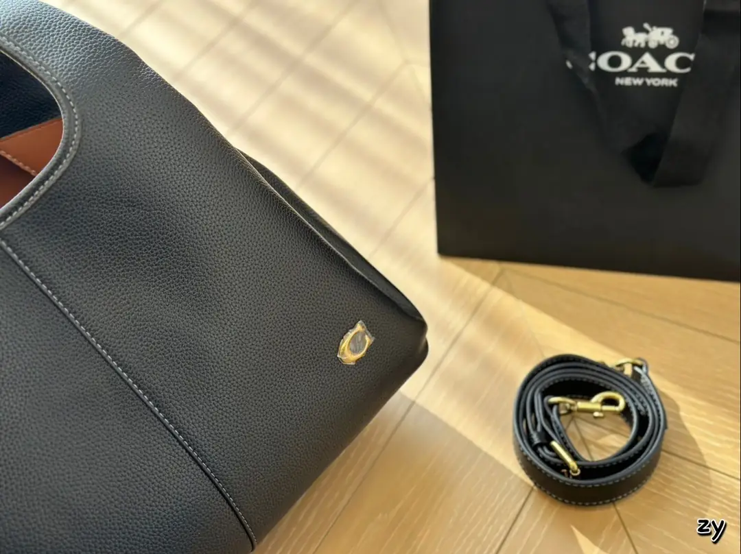 kng7178  Coach 61$ gallery