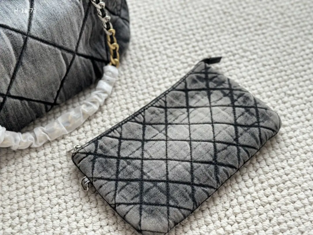 kng7179 CHANEL 59$ gallery