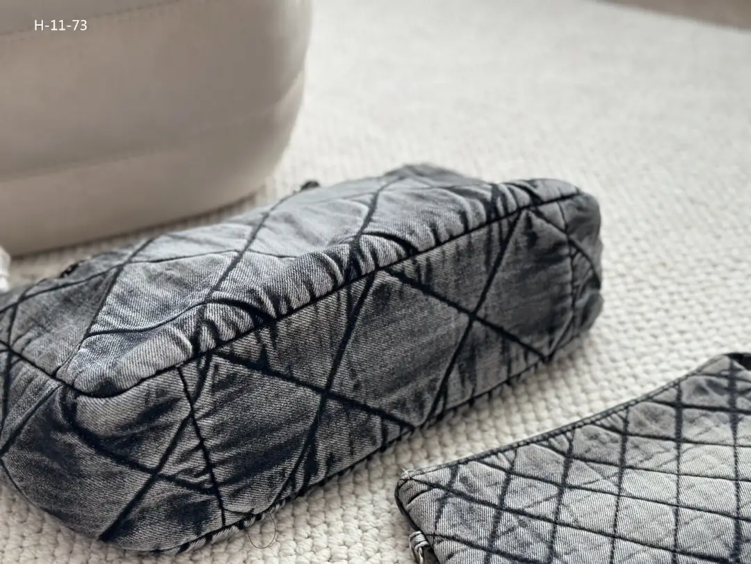 kng7179 CHANEL 59$ gallery