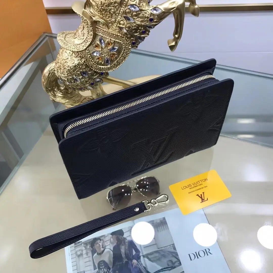 kng7181  lv   50$ gallery