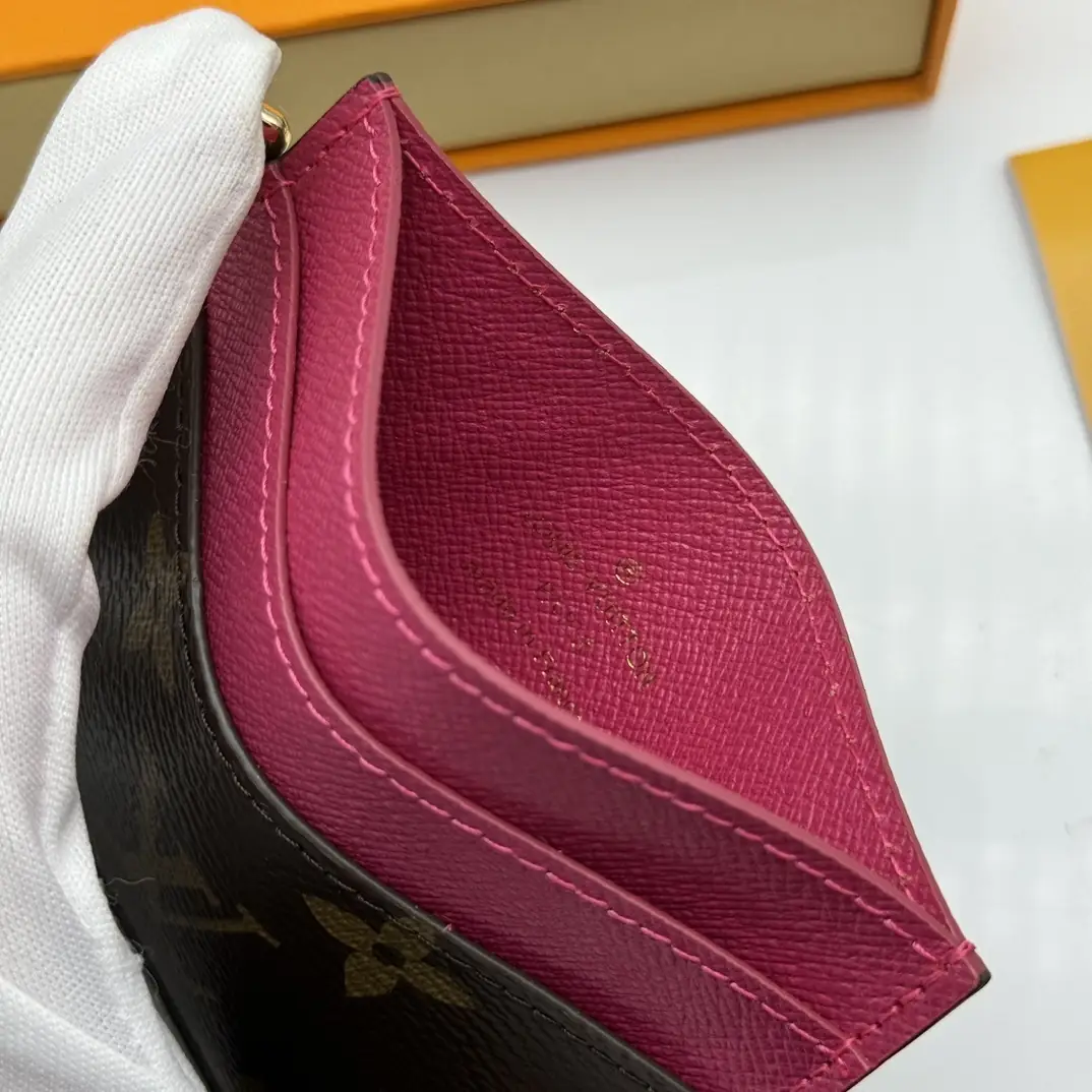 kng7184  lv  39.99$ gallery