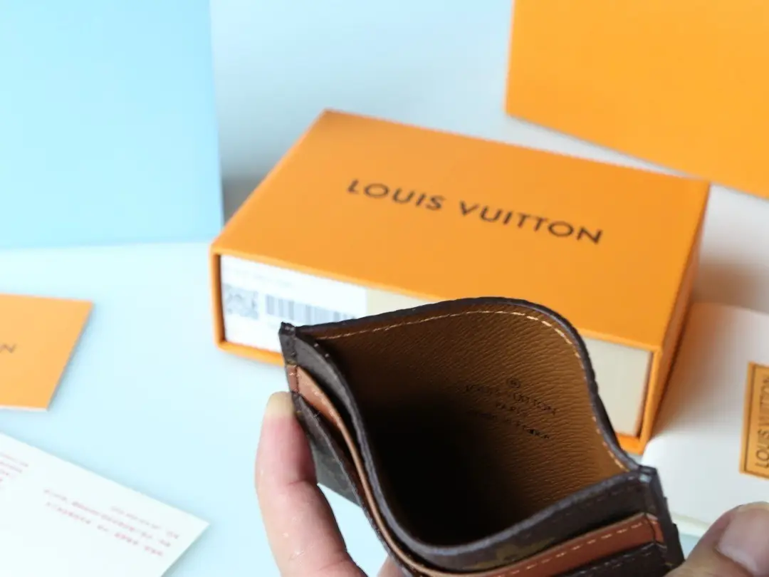 kng7188   lv  35.99$ gallery