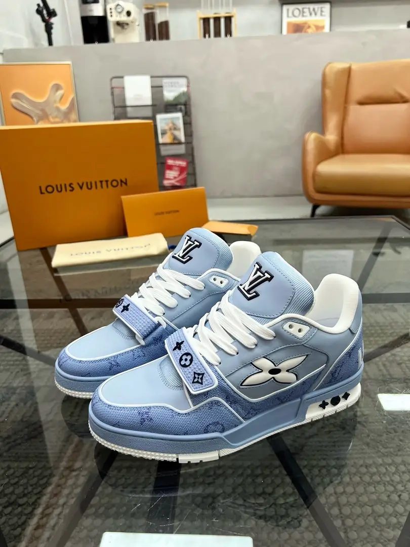 kng7201 LV TOP !!!!!!  140$ gallery