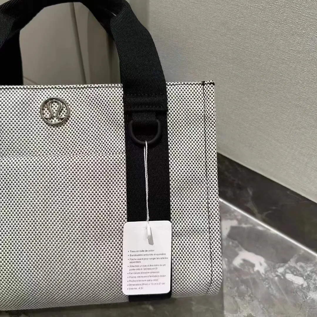 kng7202   lulu    45$ gallery