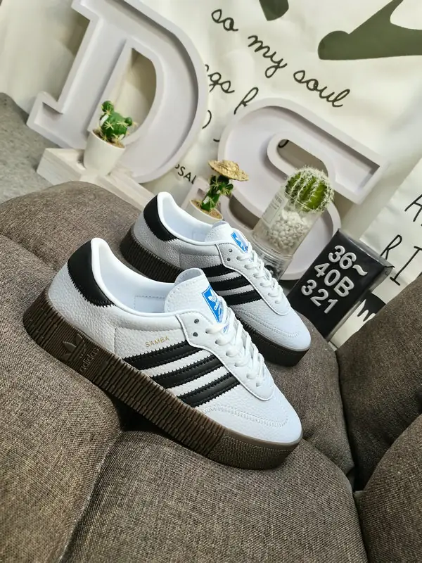 Jam1105  ADIDAS 5A 45.9$ 338  PTX gallery