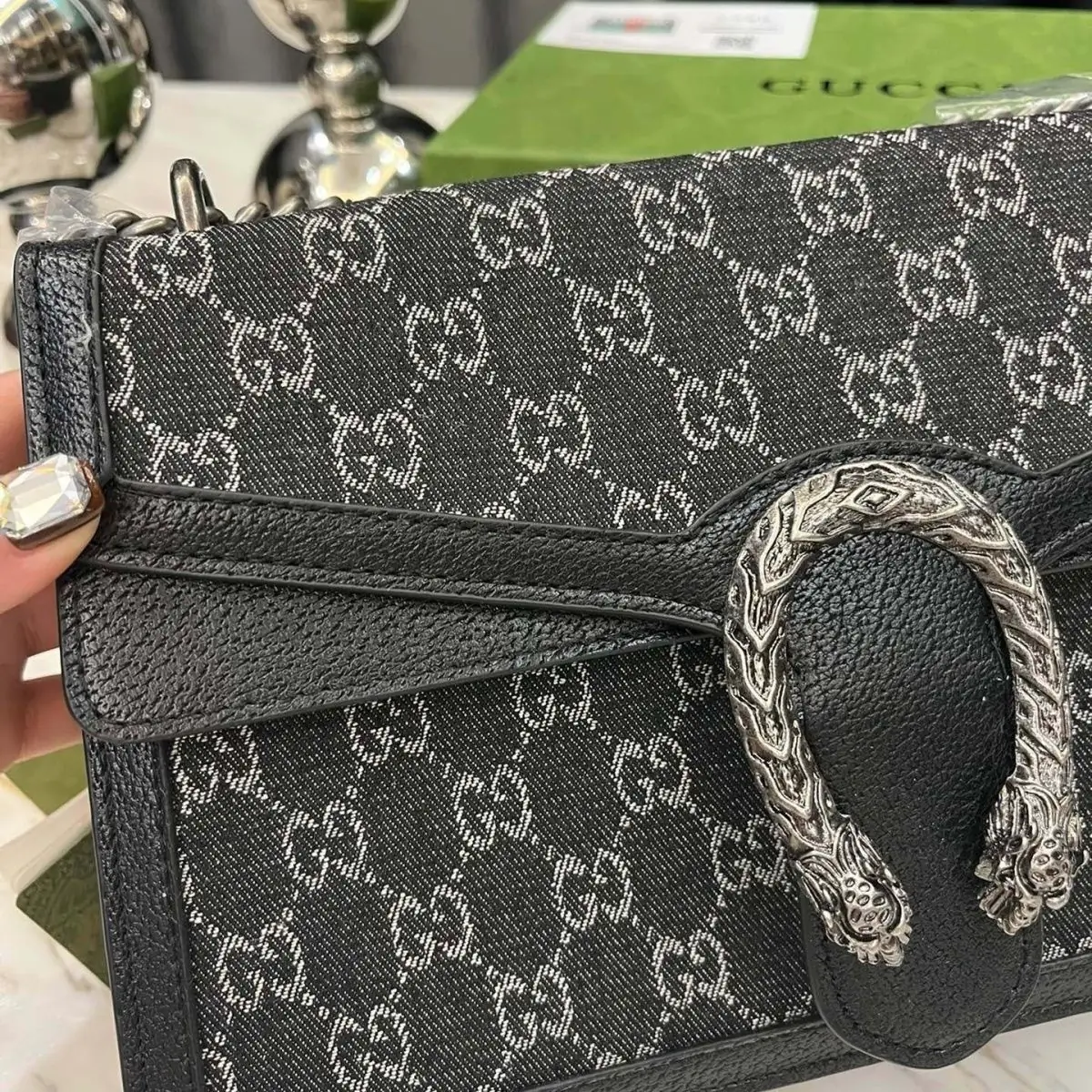 Jam1570  GUCCI TOP   340 45.9$ GBB gallery