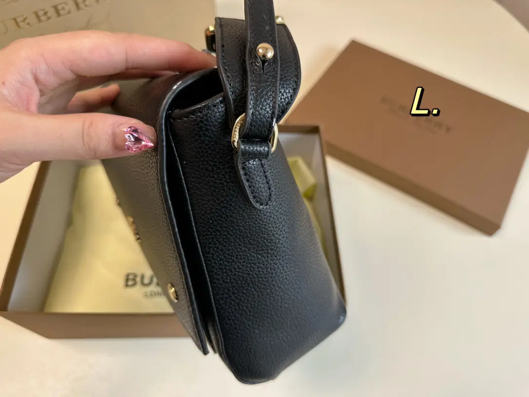 Jam2428 Burberry 5A+ 56.8$ GBB gallery