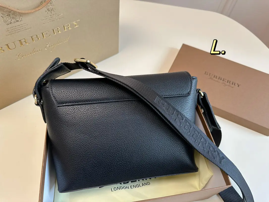 Jam2428 Burberry 5A+ 56.8$ GBB gallery