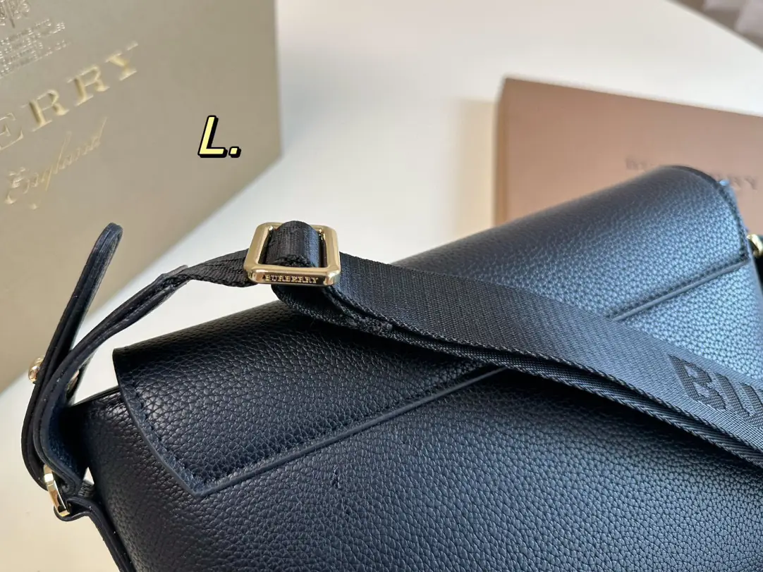 Jam2428 Burberry 5A+ 56.8$ GBB gallery