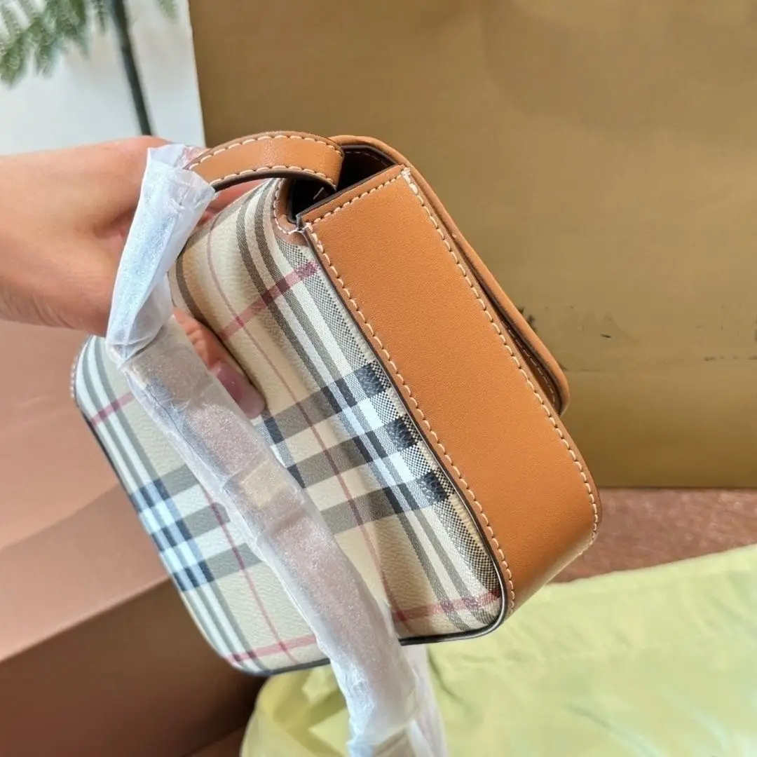 Jam258  Burberry  5A  450 58$ GBB gallery