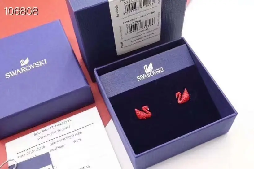 Jam3464  Swarovski   33.99$ 220 SS gallery