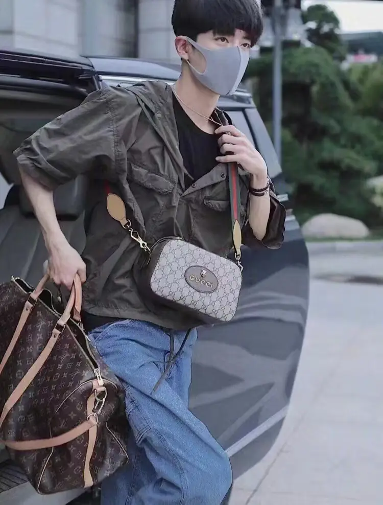 Jam3539 GUCCI  1：1 5A   350 47.99$  YZBB gallery