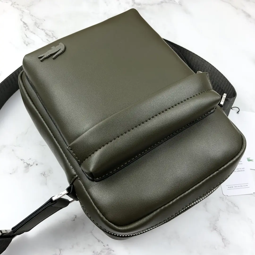 Jam373   Lacoste 35.99$ 260 gallery