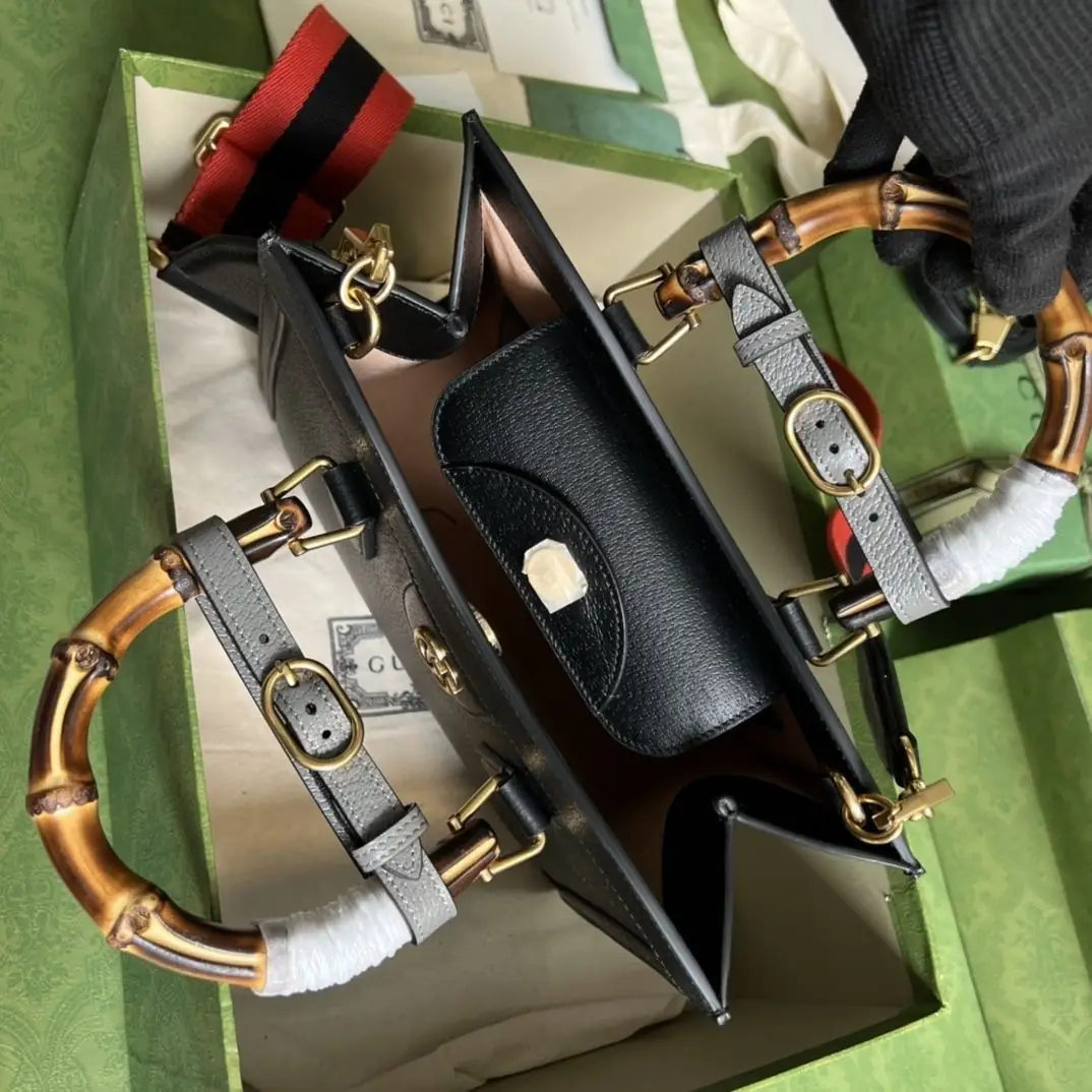 Jam4017  GUCCI  75$ gallery