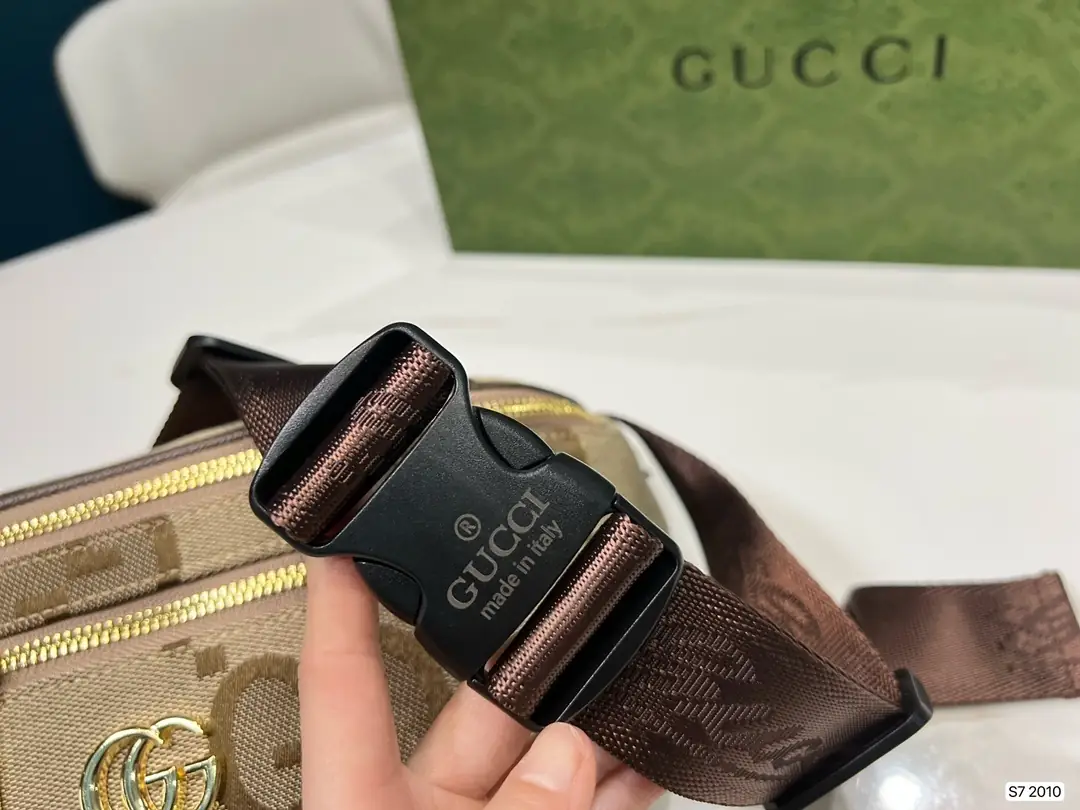 Jam4045    GUCCI    50$ gallery