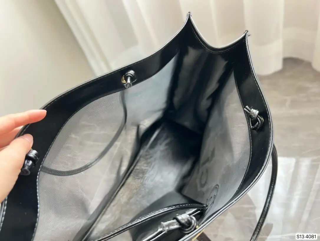 Jam4047     GUCCI 58$ gallery