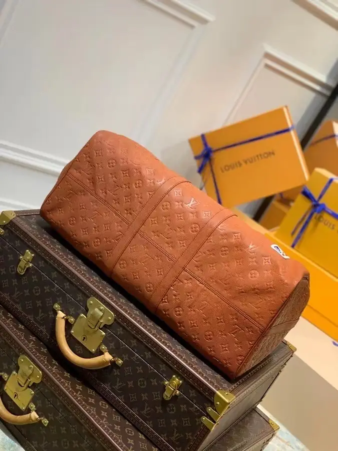 Jam4052    LV      88$ gallery