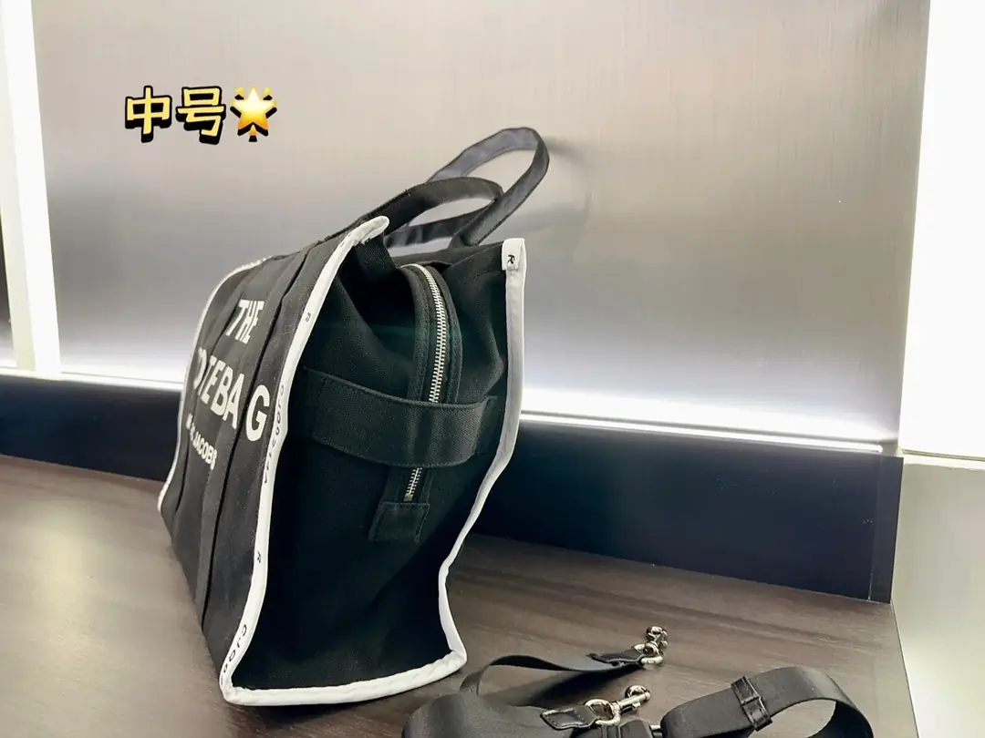 Jam4095   TOTE  65$ -GBB gallery