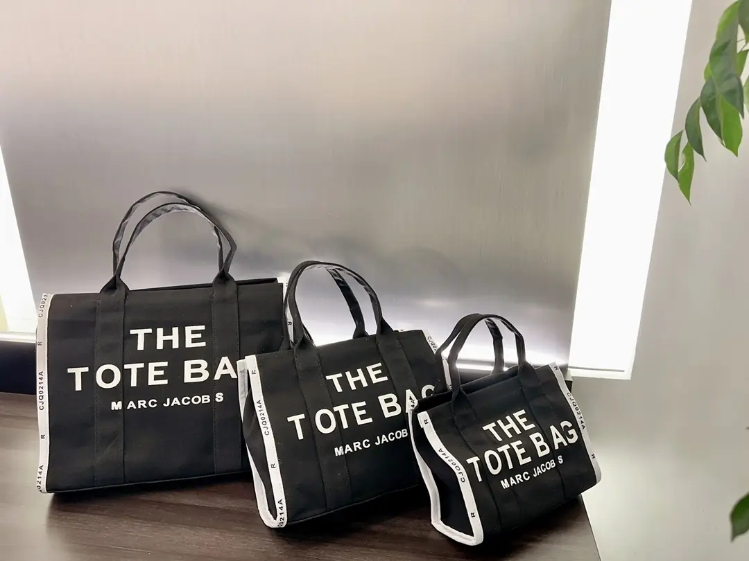 Jam4095   TOTE  65$ -GBB gallery