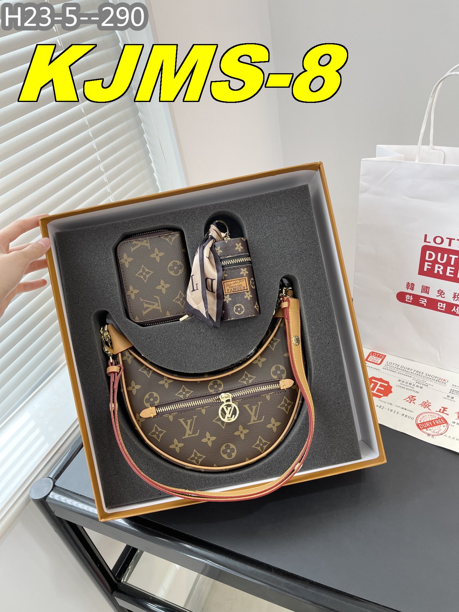 Jam4101  LV   59.9$ gallery
