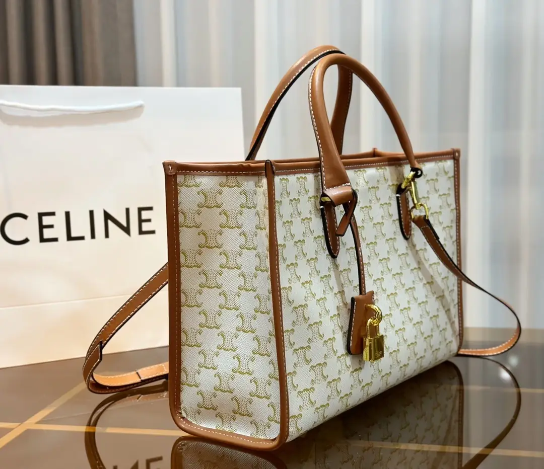 Jam4109 Celine 66.66$ gallery