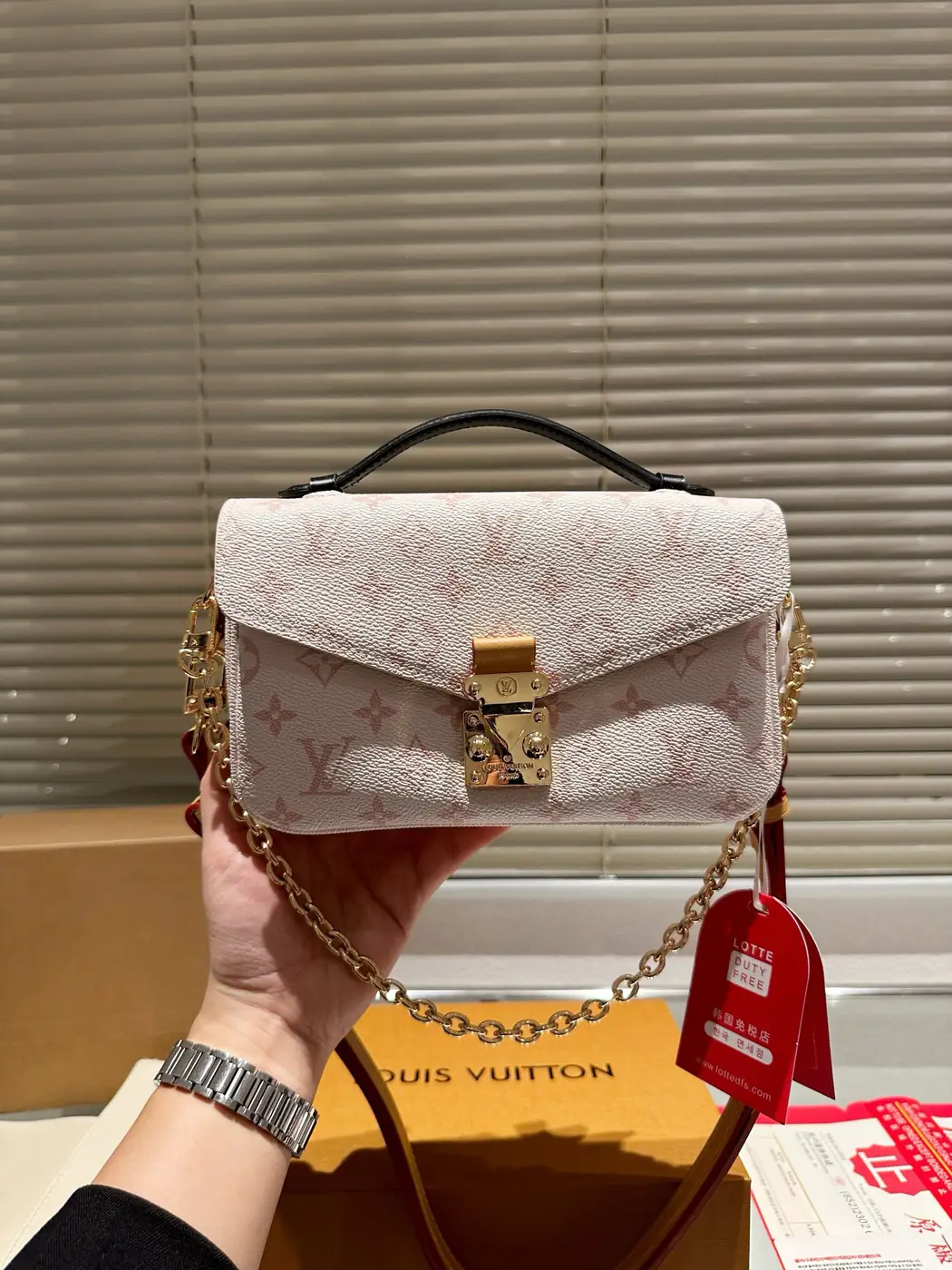 Jam4168  LV 79$ gallery
