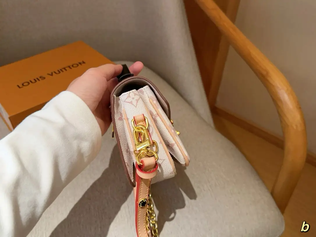 Jam4168  LV 79$ gallery