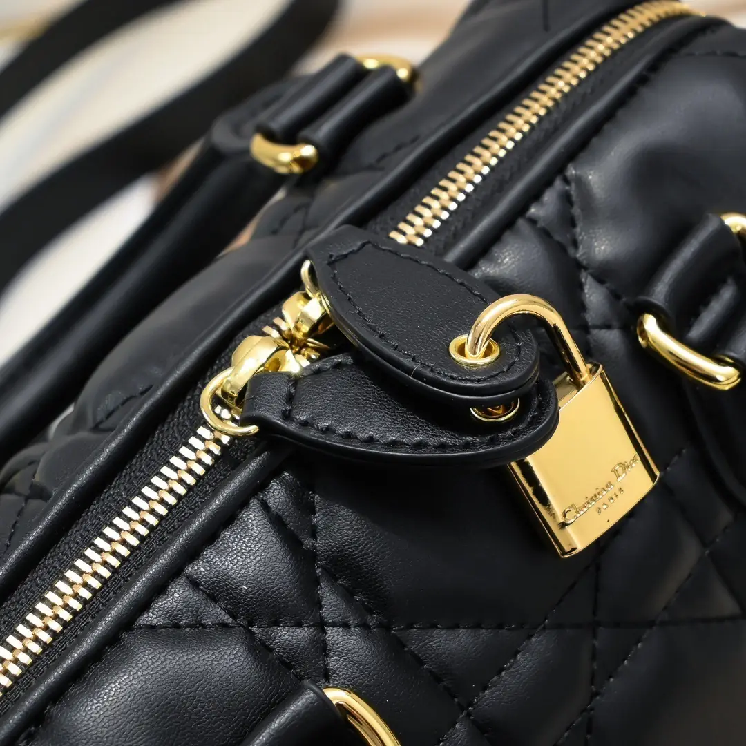 Jam4172 DIOR 64.99$ gallery