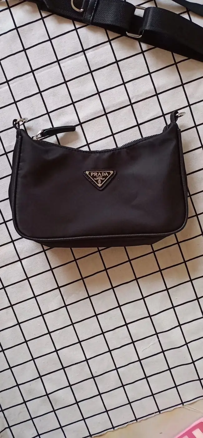 Jam454  PRADA 5A+  29.99$  230  YZBB gallery