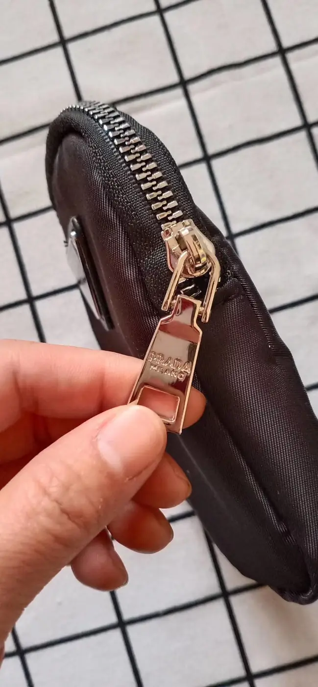 Jam454  PRADA 5A+  29.99$  230  YZBB gallery