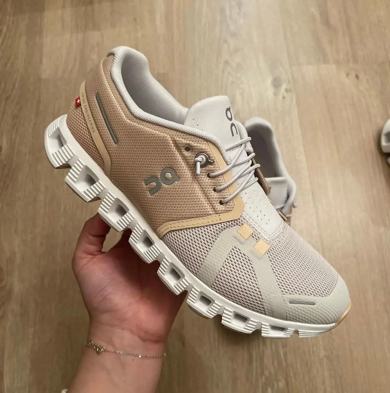 Jam5002  Cloudawa 5AAA  348 48.99$  PTX gallery