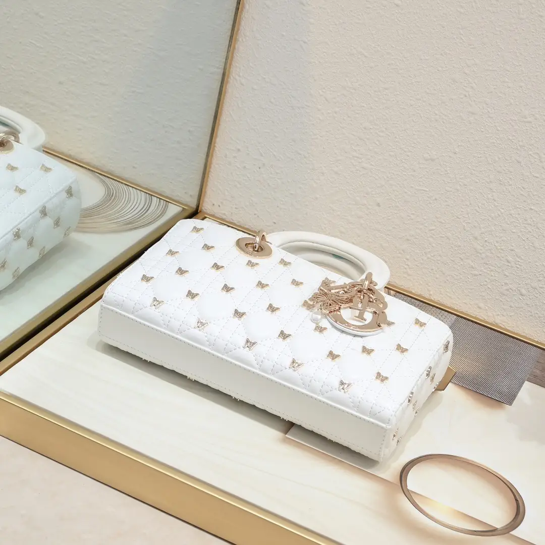 Jam5209 DIOR 75$ gallery