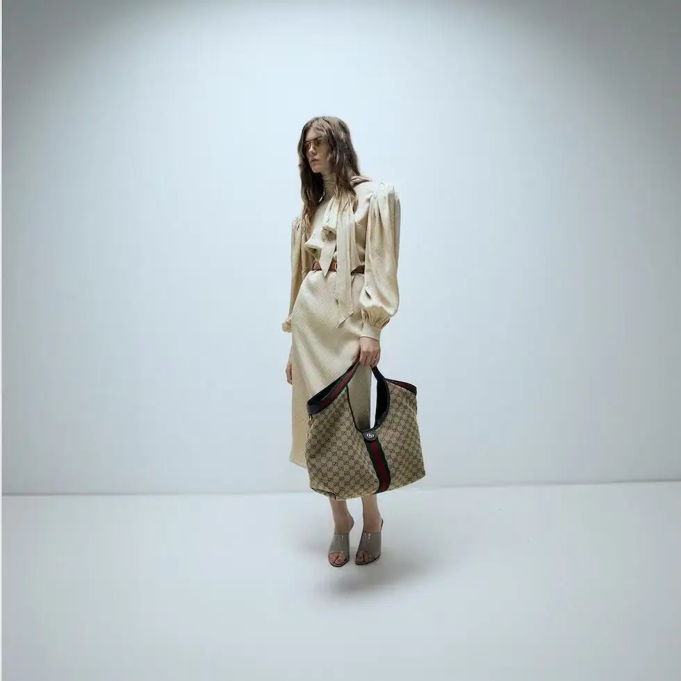 Jam5230 GUCCI  110$ gallery