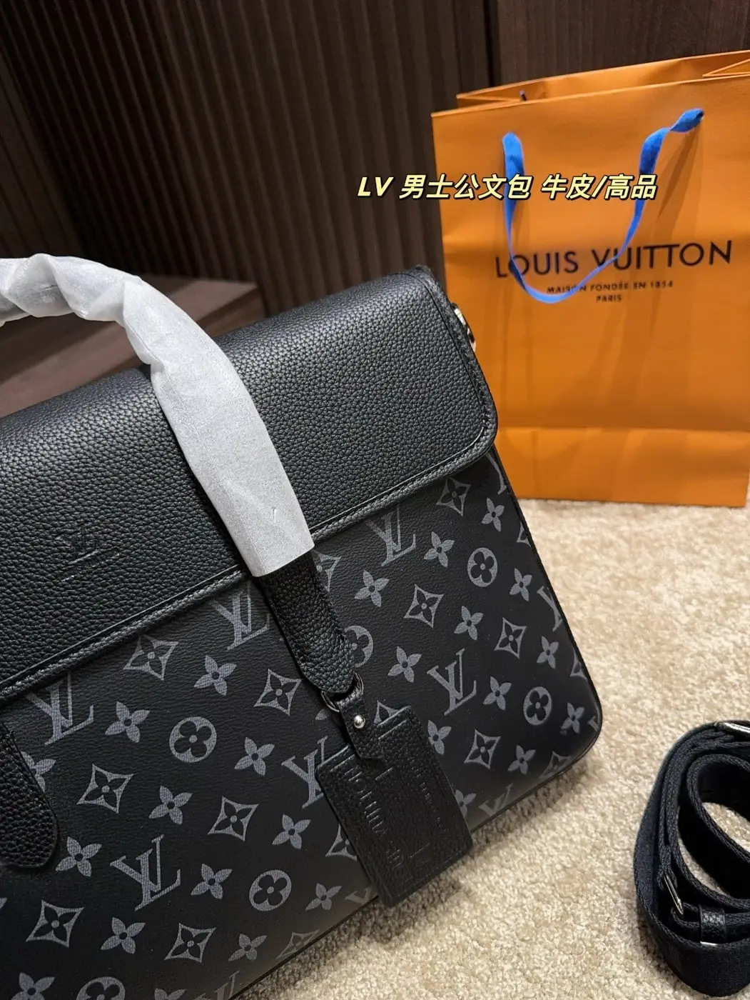 Jam5235 LV Bag 110$ gallery