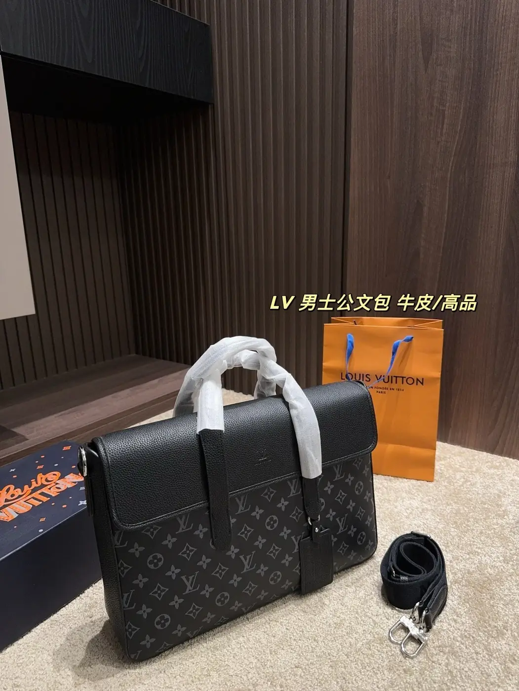 Jam5235 LV Bag 110$ gallery