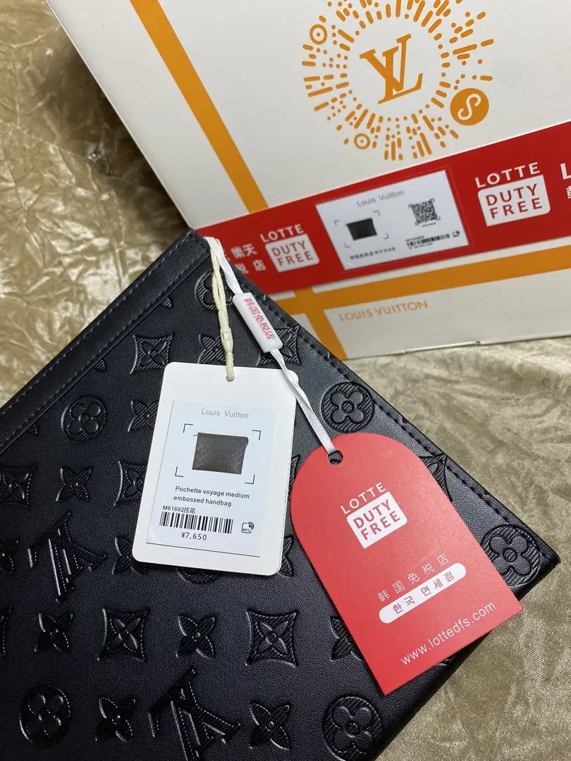 Jam5245  LV  68$ gallery