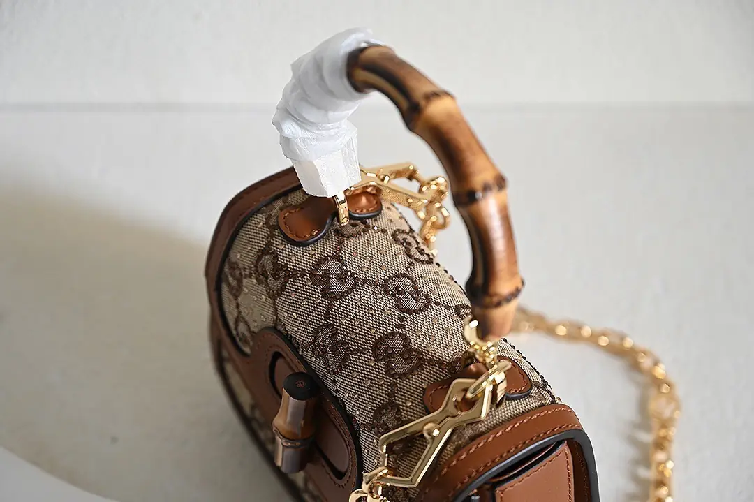 Jam5250 GUCCI  85$ gallery