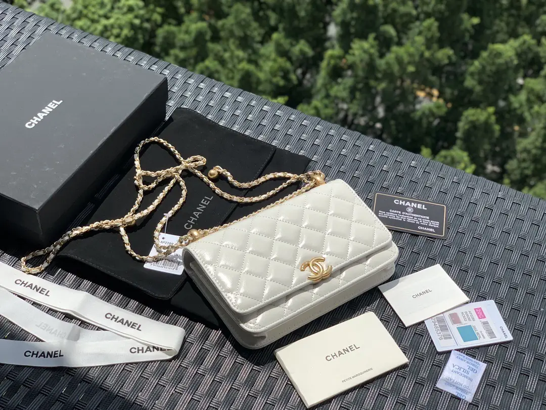 Jam5286  Chanel  58.99$ gallery