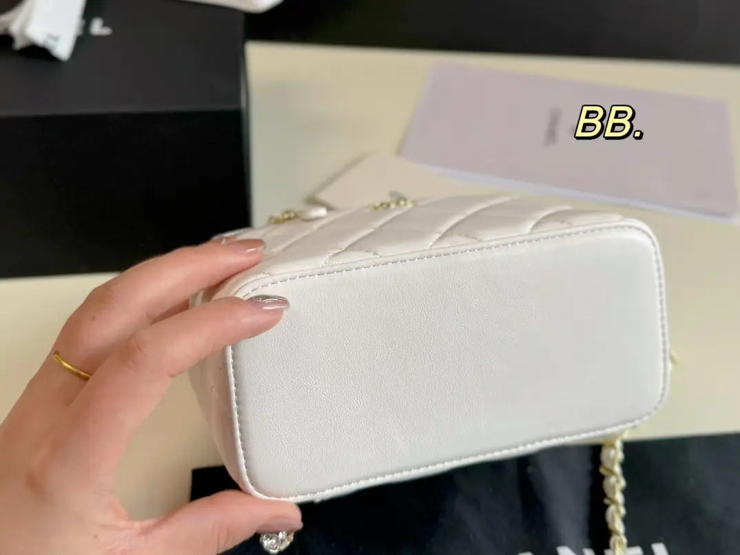 Jam5305 66.88$  CHANEL gallery