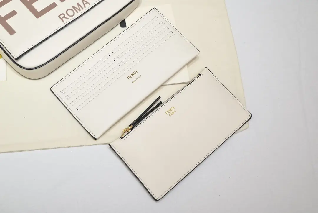 Jam5320  FENDI  59.99$ gallery