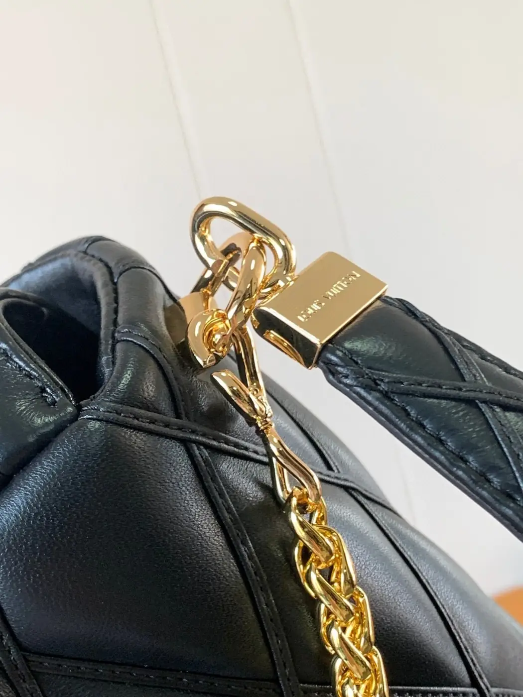 Jam5323  LV 86.99$ gallery