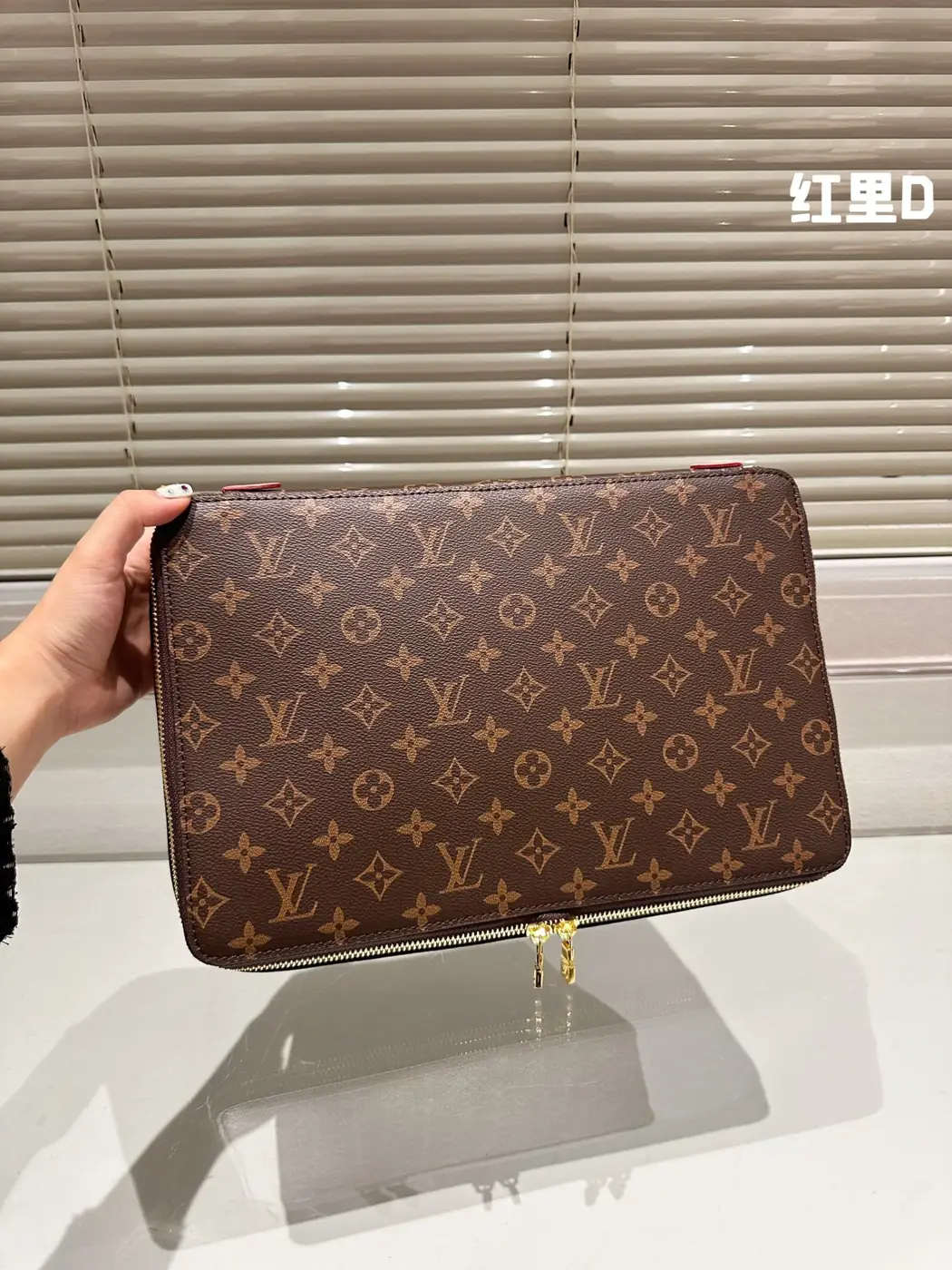 Jam5331  LV  75.99$ gallery