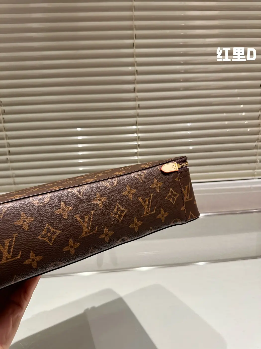 Jam5331  LV  75.99$ gallery