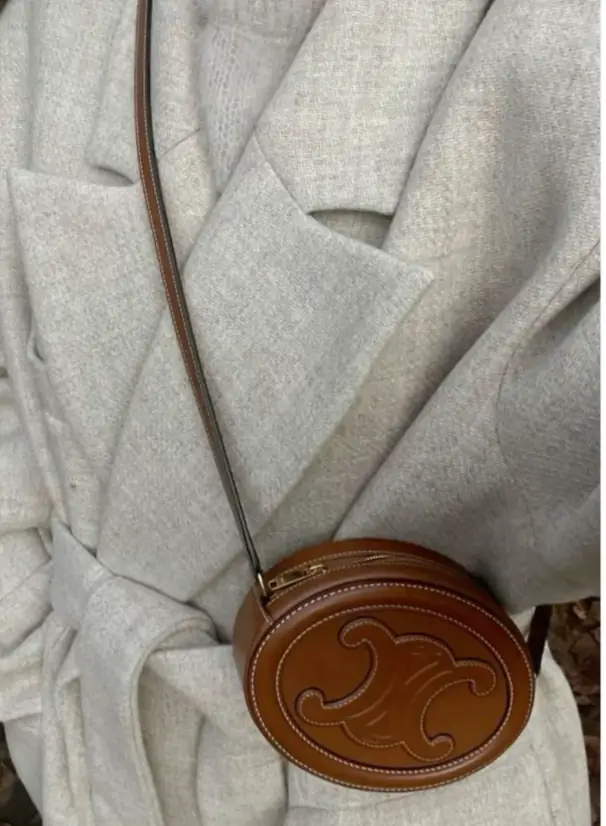 Jam5363 CELINE 69.99$ gallery