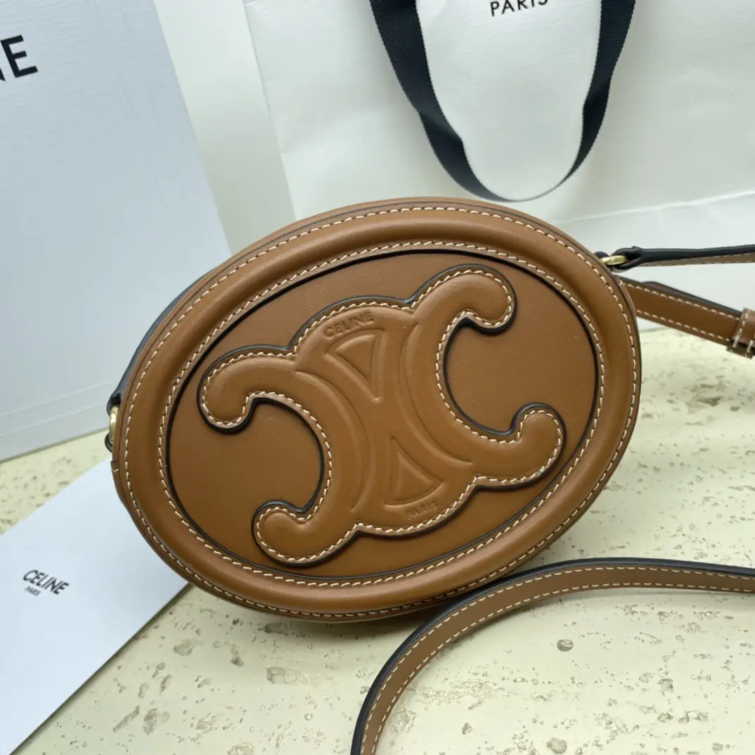 Jam5363 CELINE 69.99$ gallery