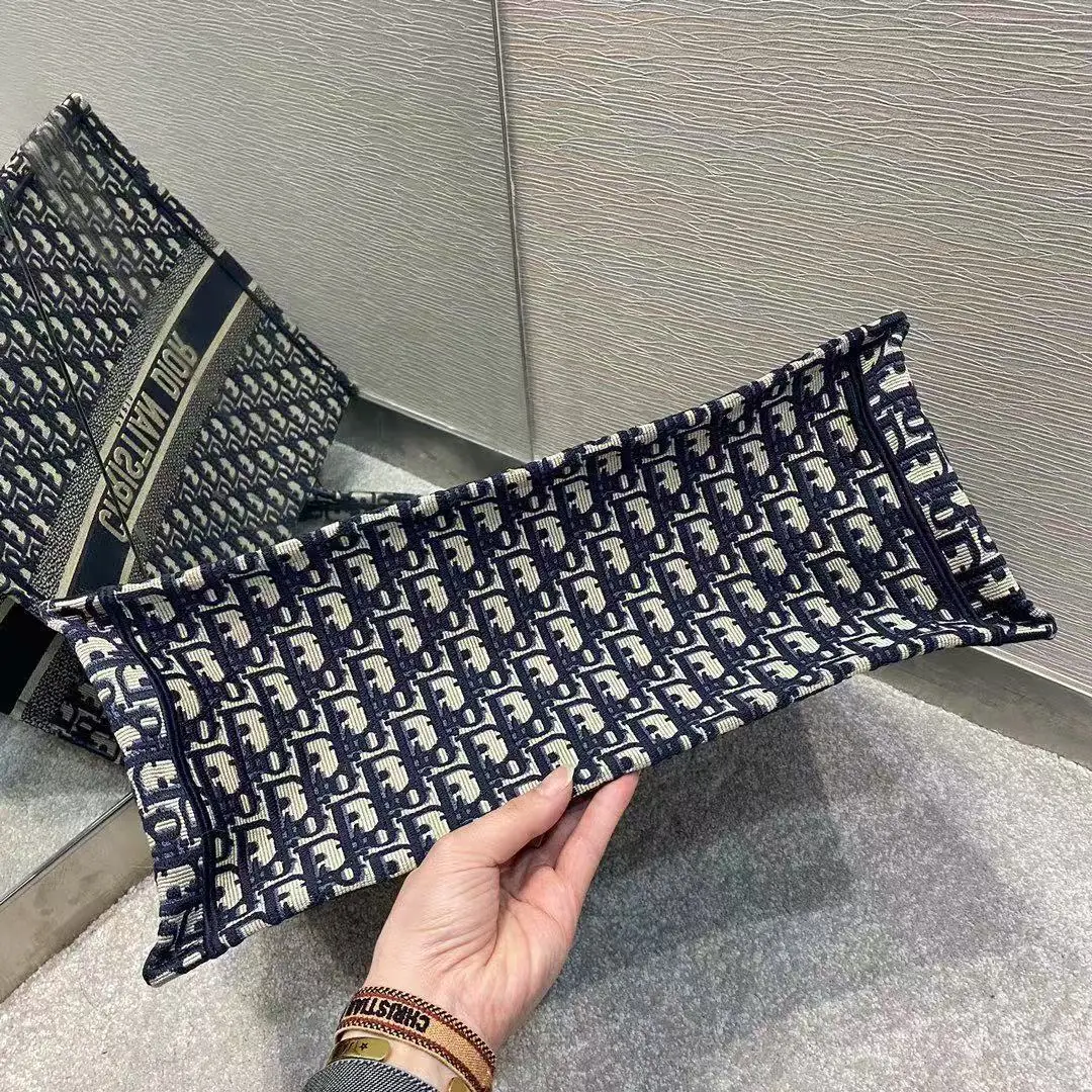 Jam5446 DIOR 69.99$ YZBB gallery