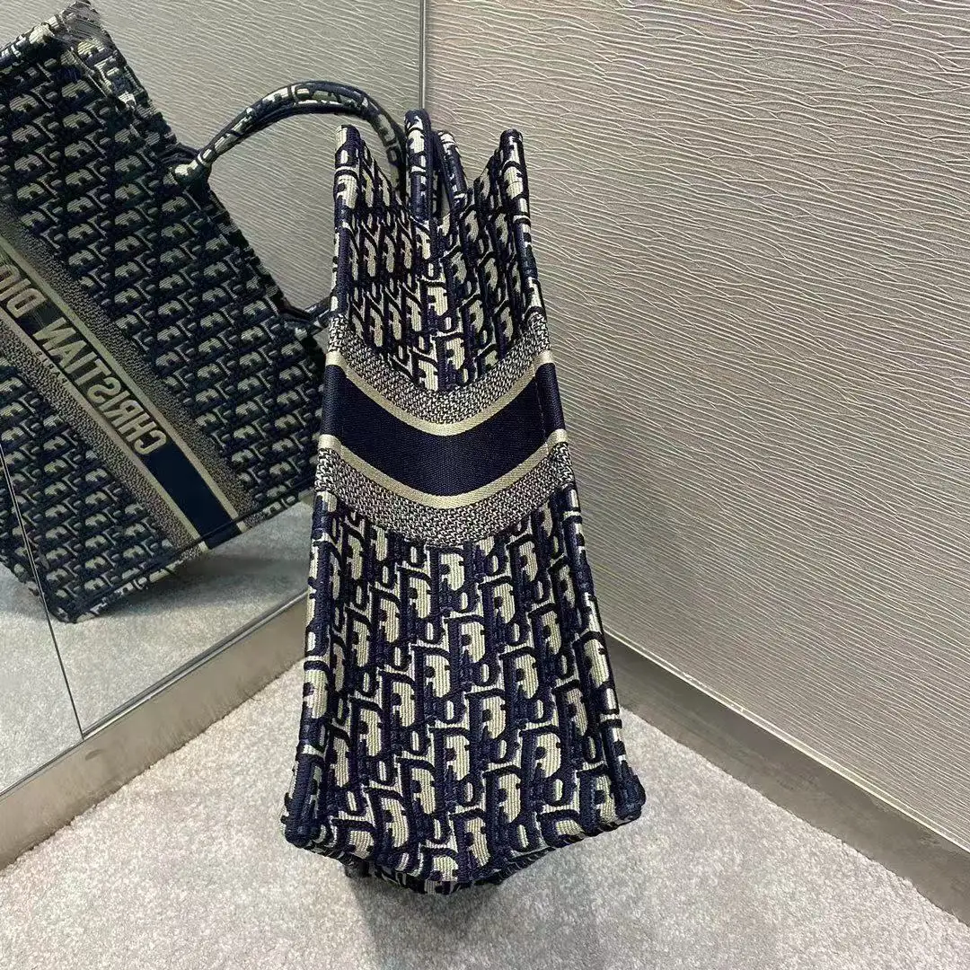 Jam5446 DIOR 69.99$ YZBB gallery