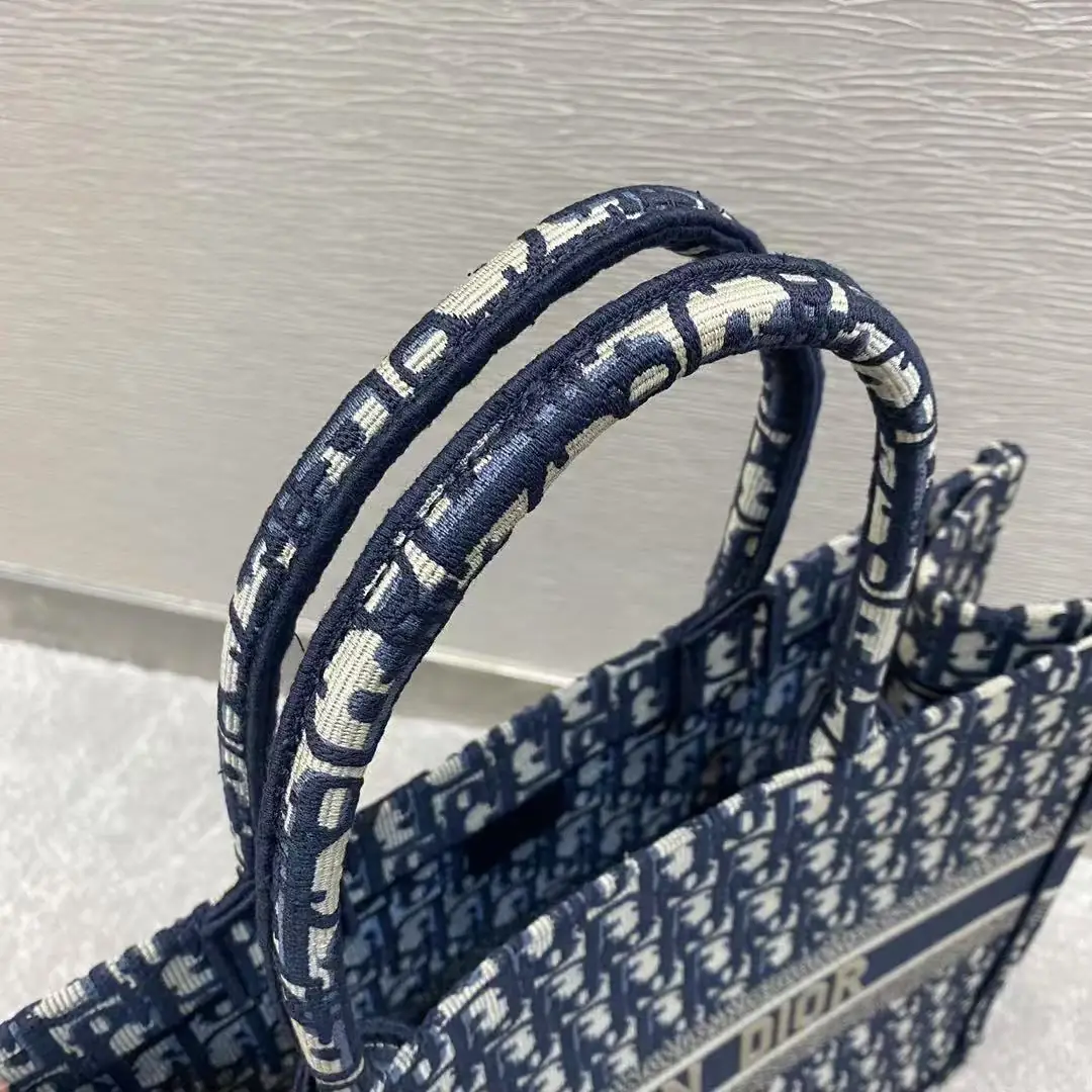 Jam5446 DIOR 69.99$ YZBB gallery