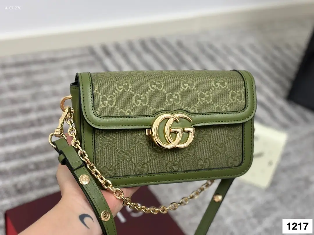 Jam5494    Gucci   58$ gallery